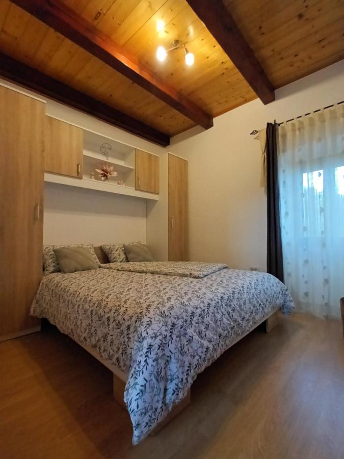 Guesthouse Marija Potpićan Εξωτερικό φωτογραφία
