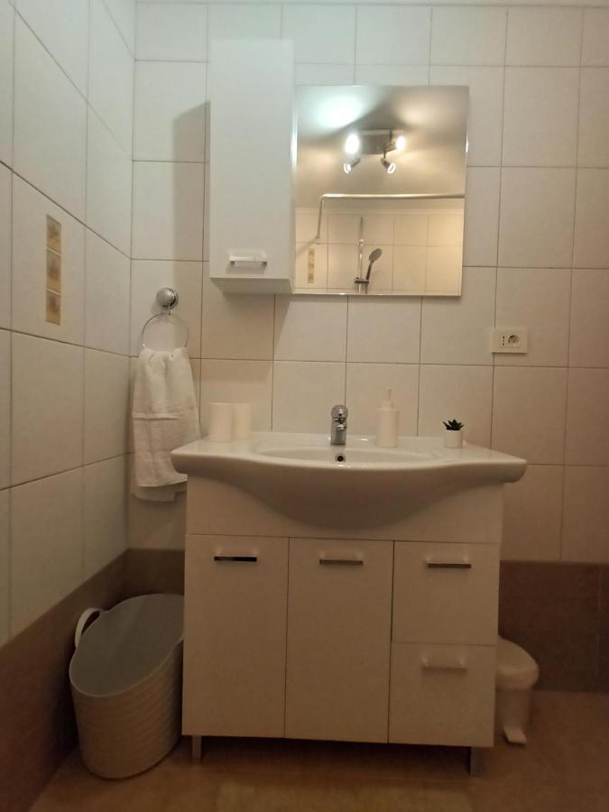 Guesthouse Marija Potpićan Εξωτερικό φωτογραφία