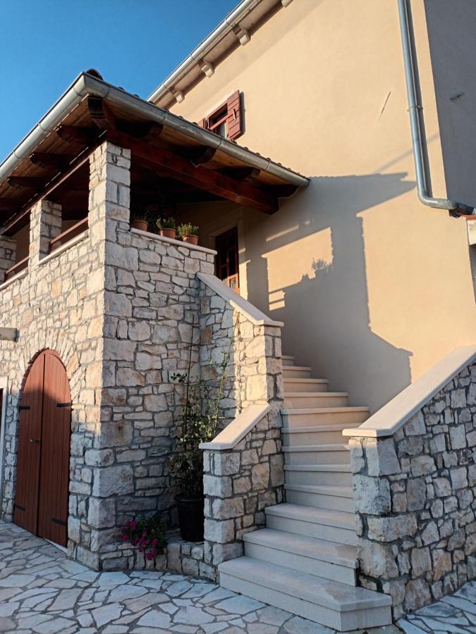 Guesthouse Marija Potpićan Εξωτερικό φωτογραφία