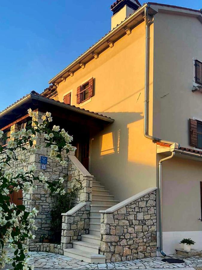 Guesthouse Marija Potpićan Εξωτερικό φωτογραφία