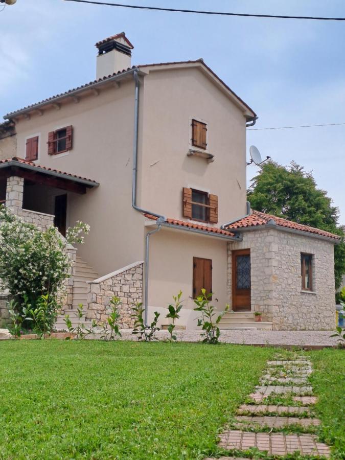 Guesthouse Marija Potpićan Εξωτερικό φωτογραφία
